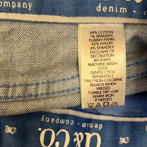 D & Co ladies capris - Picture 8 of 8